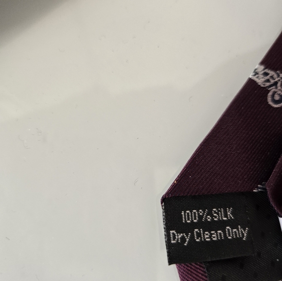 Men's Burgundy Motorcycle Pattern Silk Skinny Tie - Picture 6 of 6